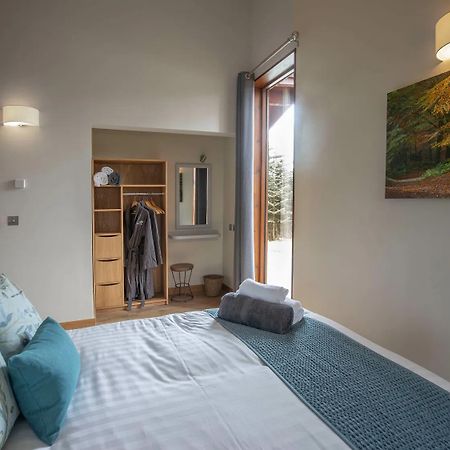 Blackwood Forest Cabins - Forest Holidays Popham Eksteriør billede