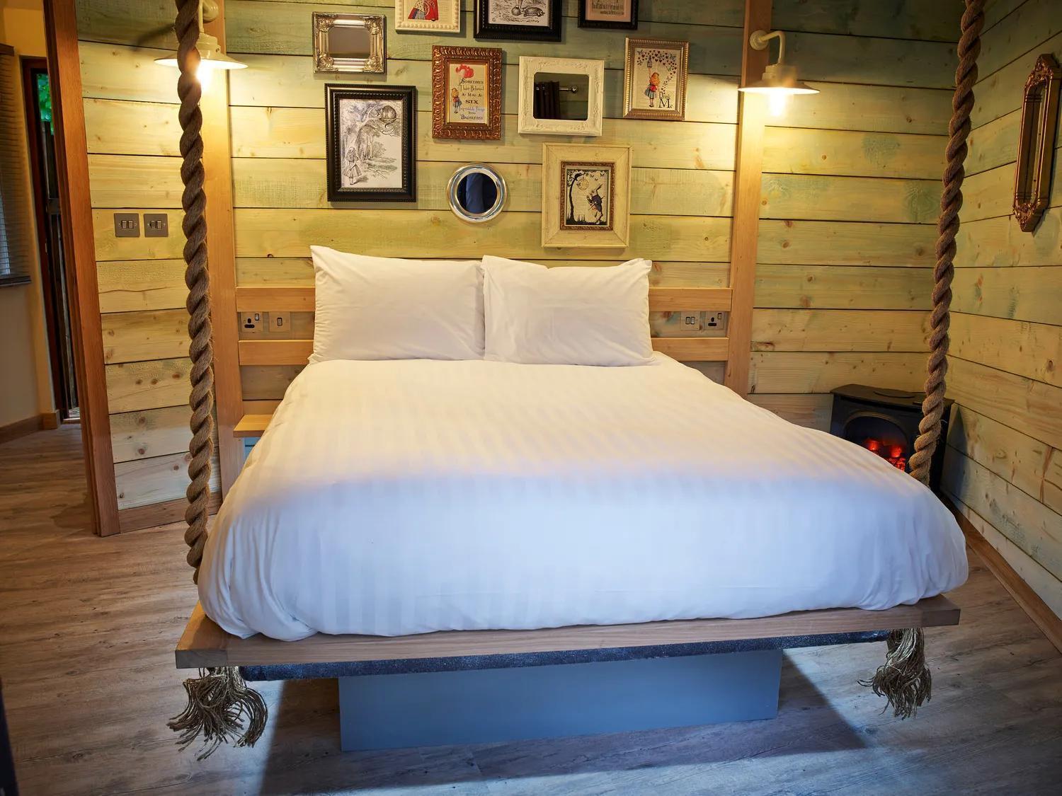 Blackwood Forest Cabins - Forest Holidays Popham Eksteriør billede